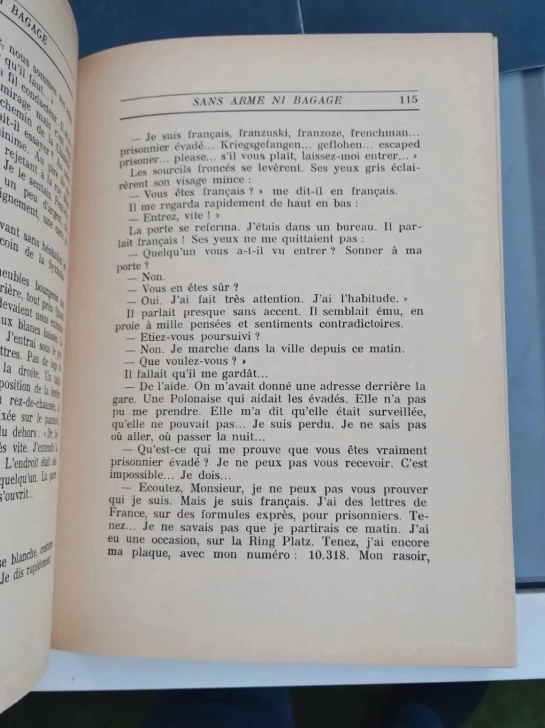 Without weapon or luggage history book – photo 5